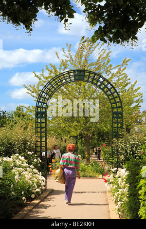 PARIS, FRANCE, la promenade plantée SUR LE DESSUS DE VIADUC DES ARTS Banque D'Images