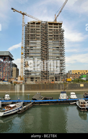 Site de construction, à l'immeuble Kranhaus port Rheinauhafen, Cologne, Rhénanie du Nord-Westphalie, Allemagne, Europe Banque D'Images