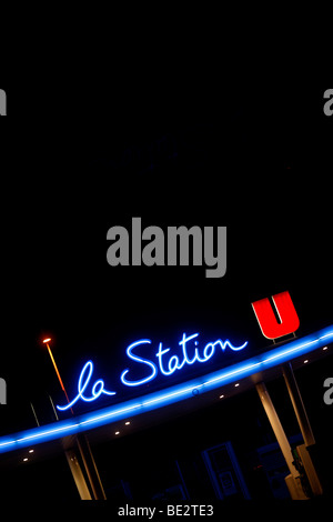 Le poste d'essence de la station U de Super U supermarché en France Banque D'Images