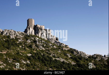 Le château cathare de Quéribus près de Cucugnan dans l'Aude de France Banque D'Images