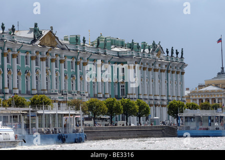 Palais d'hiver, Saint Petersburg, Russie, Europe Banque D'Images