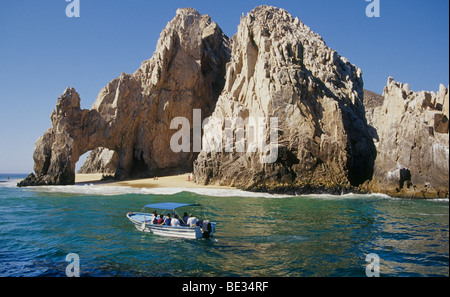 Un bateau à passagers El Arco, sur la mer de Cortez, Cabo San Lucas, Baja Mexique Banque D'Images