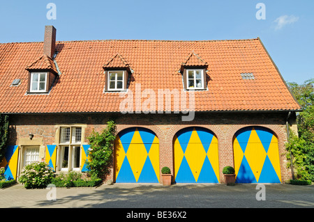 Le jaune et le bleu des portes, Westpreussisches Landesmuseum Prussien de l'State Museum, Drostenhof, Boek, Münster, Münster re Banque D'Images