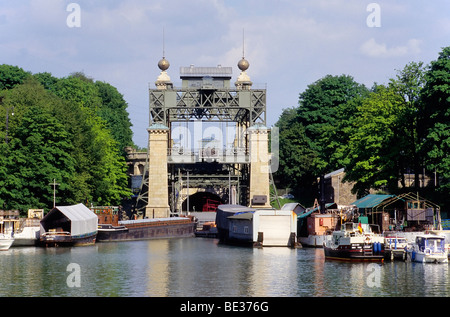 Des ascenseurs de bateau historique Henrichenburg, LWL Industrial Museum, Waltrop-Oberwiese, Ruhr, Nordrhein-Westfalen, Germany, Europe Banque D'Images