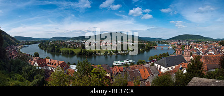 Méandre de la rivière principale, Saint Jakobus, église paroissiale de St Jacob, Miltenberg, Bavaria, Germany, Europe Banque D'Images