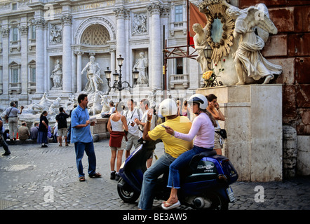 Fontana di Trevi Fountain, angel figurines avec Madonna, Piazza di Trevi, Rome, Latium, Italie, Europe Banque D'Images