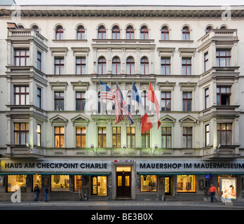 Haus am Checkpoint Charlie, musée du Mur de Berlin, Mauermuseum rue Friedrichstrasse, Kreuzberg, Berlin, Germa Banque D'Images