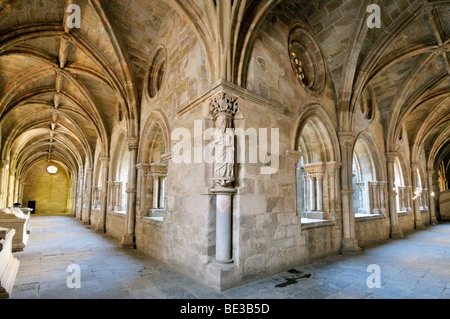 Cloître gothique dans le cloître de la basilique se Catedral de Nossa Senhora da Assuncao cathédrale, Evora, UNESCO World Il Banque D'Images