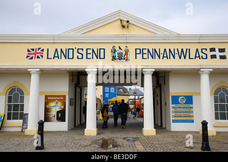 Le centre touristique à Land's End, Penn un Bergamo, Cornwall, Angleterre, Royaume-Uni, Europe Banque D'Images