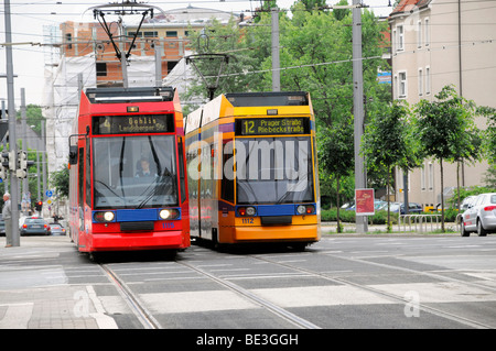 Les lignes de tram 4 et 12, Leipzig, Saxe, Allemagne, Europe Banque D'Images