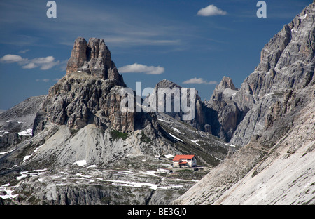 Tre l'ICIE di Lavaredo cabine, Tre Cimi di Lavaredo, Dolomites, Alto Adige, Italie, Europe Banque D'Images