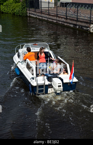 Le 30 avril 2007, La Hollande célèbre Queens Day - une fête annuelle initialement établie en l'honneur de notre précédente fête de la Reine. Banque D'Images