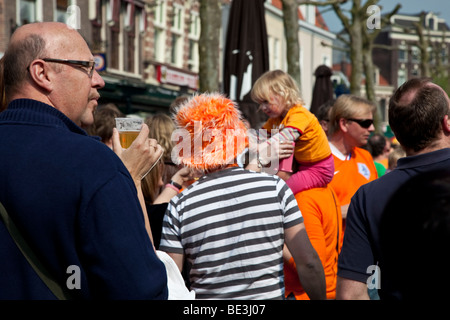 Le 30 avril 2007, La Hollande célèbre Queens Day - une fête annuelle initialement établie en l'honneur de notre précédente fête de la Reine. Banque D'Images