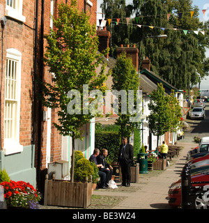 Après-midi d'été, le centre-ville de Montgomery, Powys, sur la frontière de l'Angleterre Pays de Galles, Royaume-Uni Banque D'Images