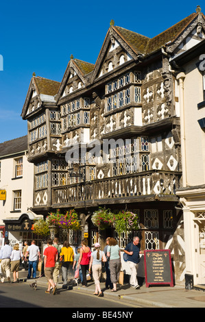 Extérieur de l'hôtel Feathers colombage historique dans la région de Ludlow Shropshire England UK Banque D'Images