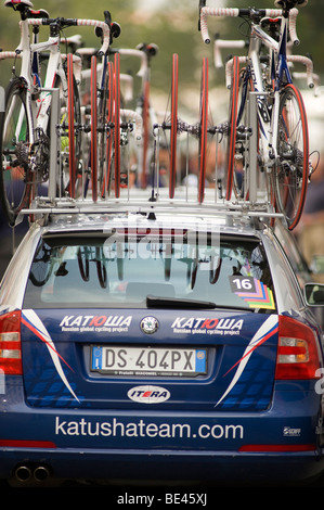 Le Tour de Bretagne 2009, Katusha team car Banque D'Images