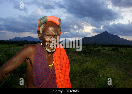 Aîné Tribal, Masai, steppe Masai, au nord de la Tanzanie, Afrique de l'Est Banque D'Images