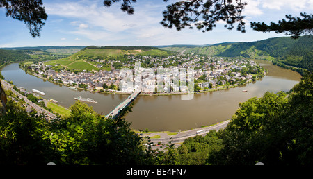 Vue de la ville de Traben-Trabach, Moselle, district Bernkastel-Wittlich, Rhénanie-Palatinat, Allemagne, Europe Banque D'Images