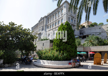 Façade du musée Océanographique de Monaco et l'institut de recherche au sud de france Banque D'Images