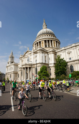 Les participants à la maire de Londres Skyride. London 2009 Banque D'Images