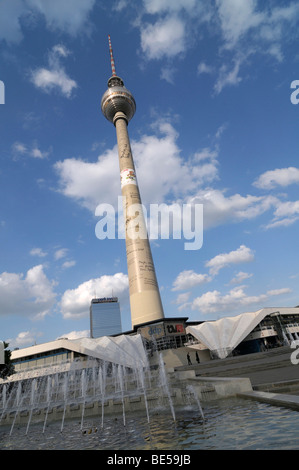 Tour de télévision Fernsehturm, Berlin, Germany, Europe Banque D'Images