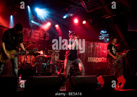 Groupe de hard rock suisse Maxxwell live at the Schueuer Lucerne, Suisse Banque D'Images