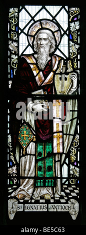 Vitrail représentant saint Ignace d'Antioche, l'église St Wilfred Metheringham, Lincolnshire, Angleterre Banque D'Images