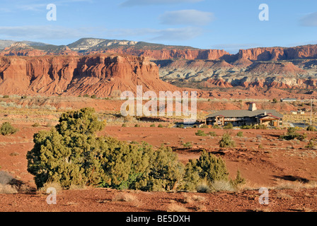 Maison sur le flanc ouest de la Capitol Reef National Park, Utah, USA Banque D'Images