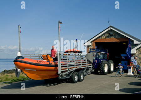 Les visiteurs à la station de sauvetage au cours de la à Skerries, comté de Dublin, Irlande le jour de sauvetage Banque D'Images