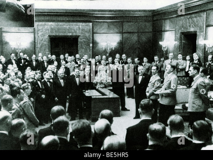 Accueil Presse avec Adolf Hitler, derrière lui Reichspropagandaminister Reich, Ministre de l'information du public et de la propagande Dr Banque D'Images