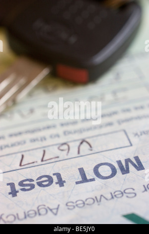 Certificat de test mot, organisé par le département du ministère des Transports, pour évaluer la sécurité des véhicules, leur aptitude à la circulation et aider à améliorer la sécurité des usagers de la route Banque D'Images