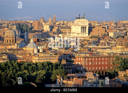 Vue panoramique, National Monument Vittorio Emanuele II, Rome, Latium, Italie, Europe Banque D'Images