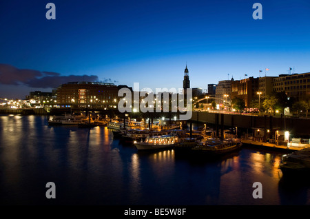 Port de nuit, Hambourg, Allemagne, Europe Banque D'Images