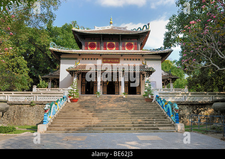 Pagoda dans le Jardin botanique de Saigon, Ho Chi Minh City, Vietnam, Asie du sud-est Banque D'Images