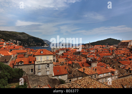 Des toits. La vieille ville de Dubrovnik, Croatie. Banque D'Images