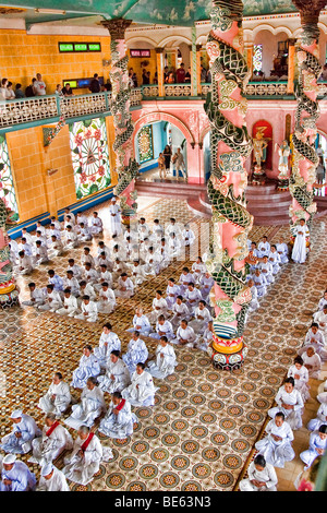 Vue de l'intérieur du Saint-Siège de l'aco Dei secte, Tay Ninh, Vietnam, Asie Banque D'Images