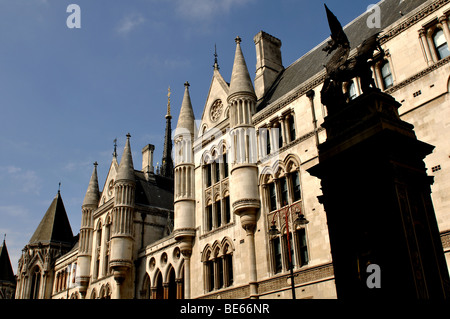 Royal Courts of Justice, London, England, UK Banque D'Images