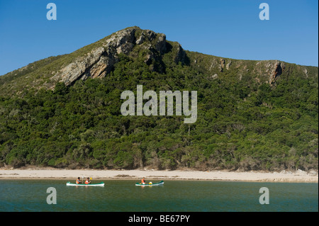 Canots dans Nature's Valley, Route des Jardins, Afrique du Sud Banque D'Images