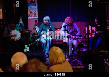 La musique traditionnelle irlandaise, la Pub John Hewitt, Belfast Banque D'Images