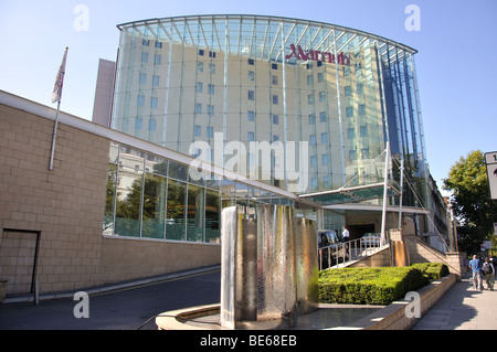 L'Hôtel Marriot, Cromwell Road, Kensington, quartier royal de Kensington et Chelsea, Londres, Angleterre, Royaume-Uni Banque D'Images