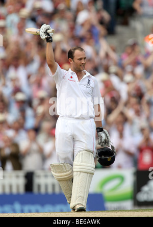 JONATHAN TROTT célèbre sa 5ème CENDRES TEST MATCH LE BRIT OVAL Londres Angleterre 22 Août 2009 Banque D'Images