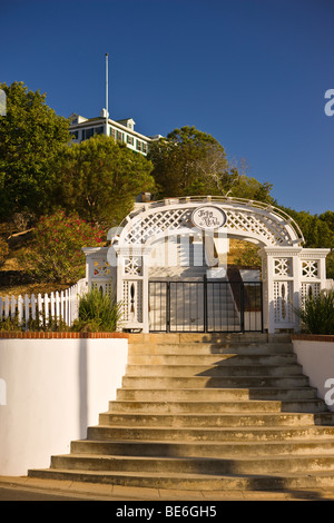 AVALON, CA, USA - L'auberge sur Mt. Ada, un ancien Wrigley mansion, île de Santa Catalina Banque D'Images