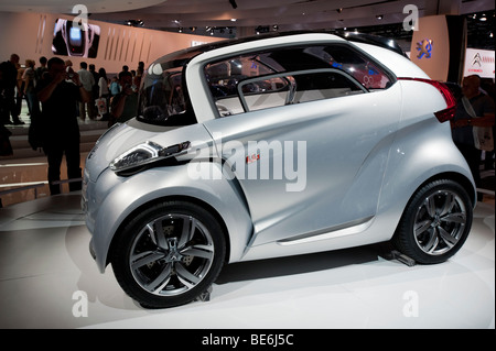 Prototype concept Peugeot BB1 voiture électrique sur l'affichage au salon de Francfort 2009 Banque D'Images