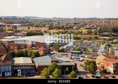 Vue aérienne de Grantham avec supermarché ASDA. Lincolnshire. Banque D'Images