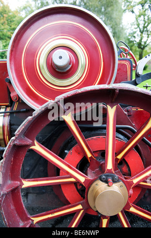 La réplique du tracteur à vapeur 'Tigrou' de Summerlee Museum à Coatbridge, en Écosse, en photo dans le parc de Kelvingrove, Glasgow. Banque D'Images