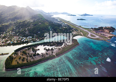 L'aéroport international de Mahé, l'île de Mahé, Seychelles, océan Indien, Afrique Banque D'Images