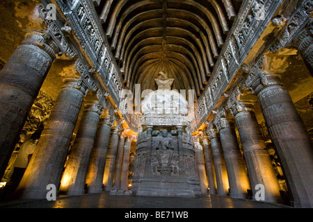 Numéro 26 à la grotte Grottes d'Ajanta en Inde Banque D'Images