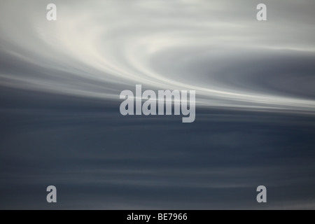 Ondulation de l'eau de fond de l'océan bleu abstrait soyeux Banque D'Images