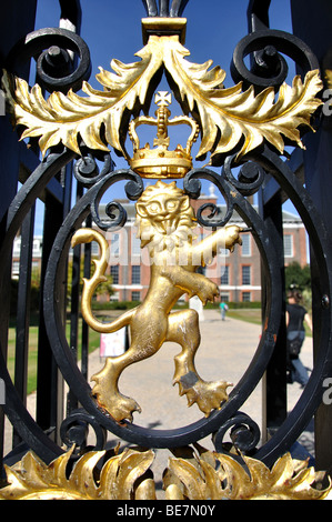 Main Gate, Kensington Palace, Kensington Gardens, Kensington, Kensington et Chelsea, Arrondissement de Londres, Angleterre, Royaume-Uni Banque D'Images