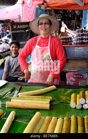 Street food court de Jambi, Sumatra, Indonésie Banque D'Images